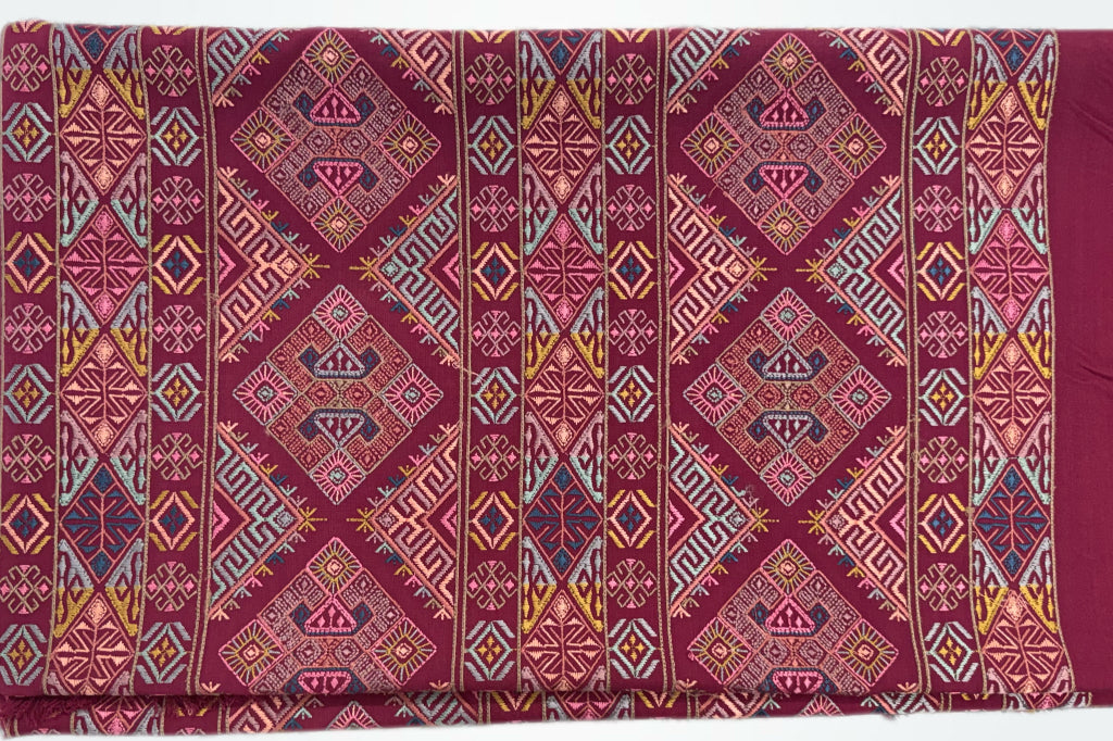 Bhutanese Kira (Pink Kishuthara)