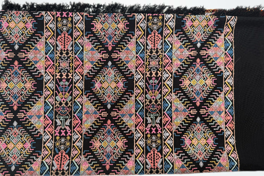 Bhutanese Kira (Black Kishuthara)
