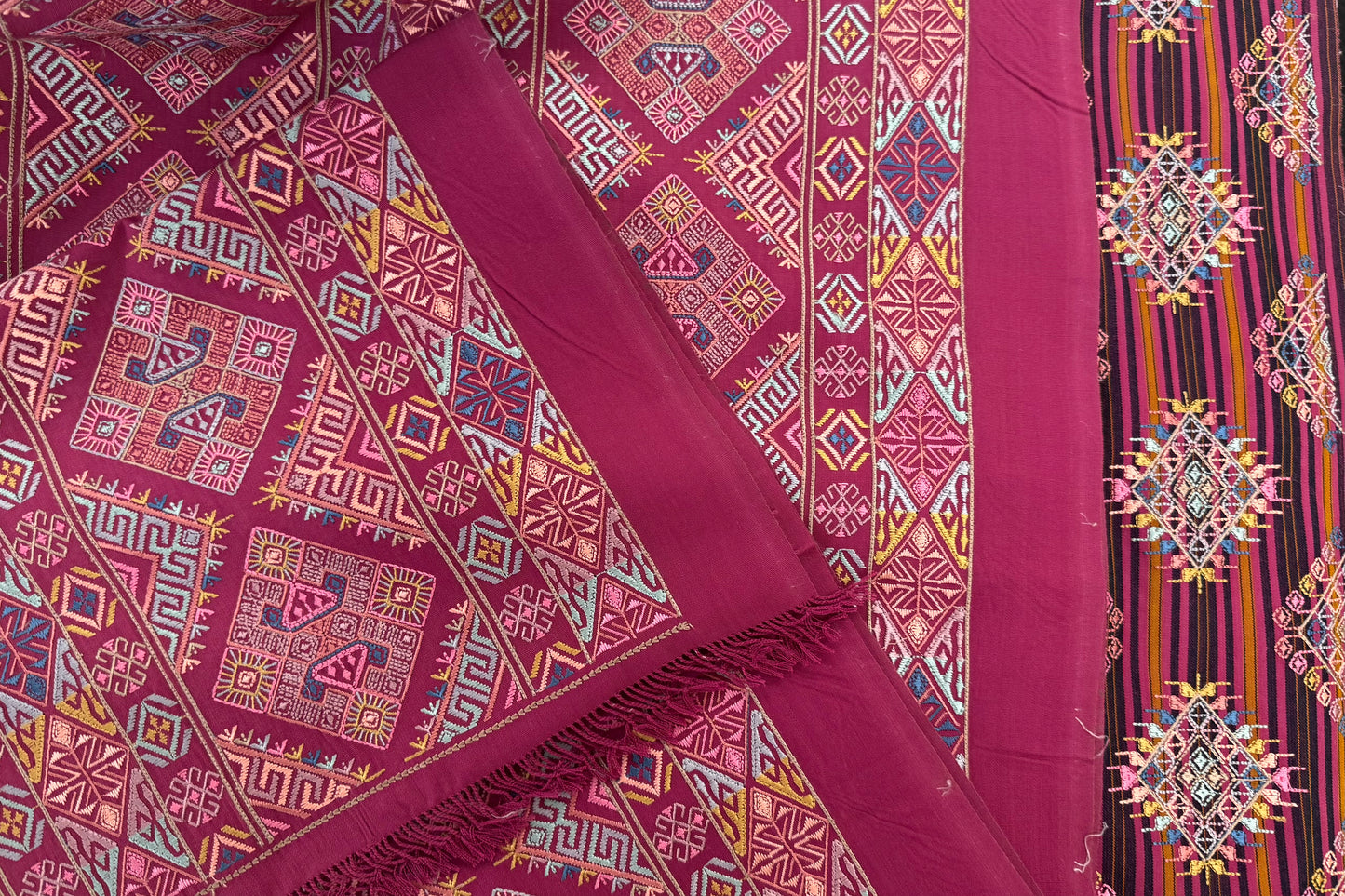 Bhutanese Kira (Pink Kishuthara)