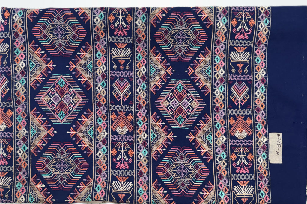 Bhutanese Kira (Blue Kishuthara)
